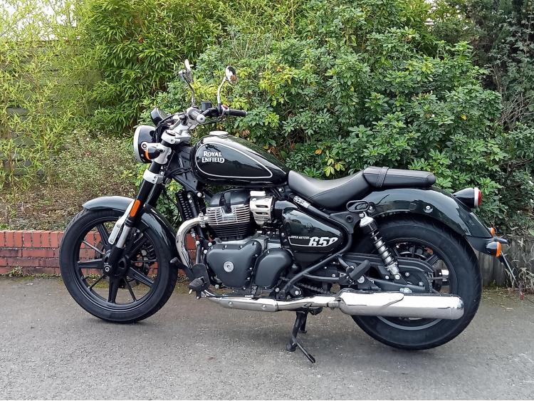 ROYAL ENFIELD SUPER METEOR 650