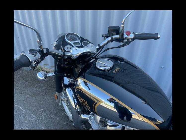 ROYAL ENFIELD CLASSIC 650