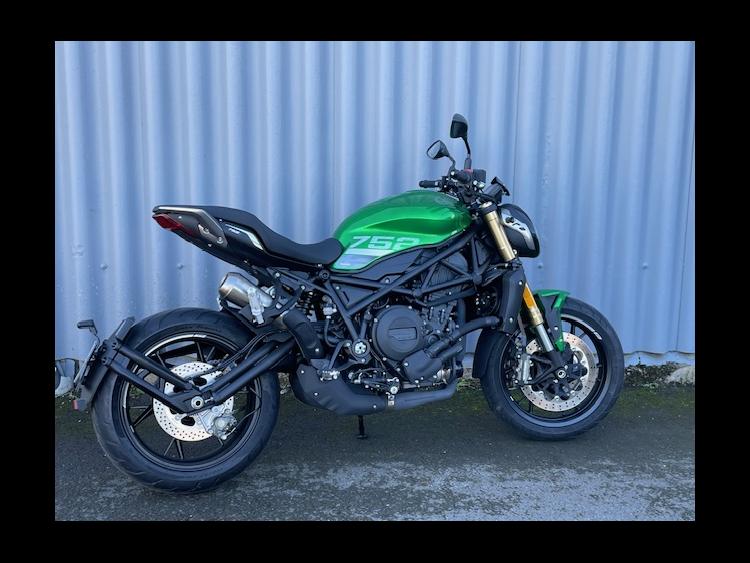 BENELLI 752s