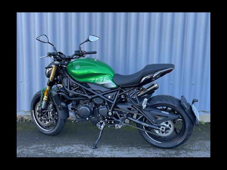 BENELLI 752s