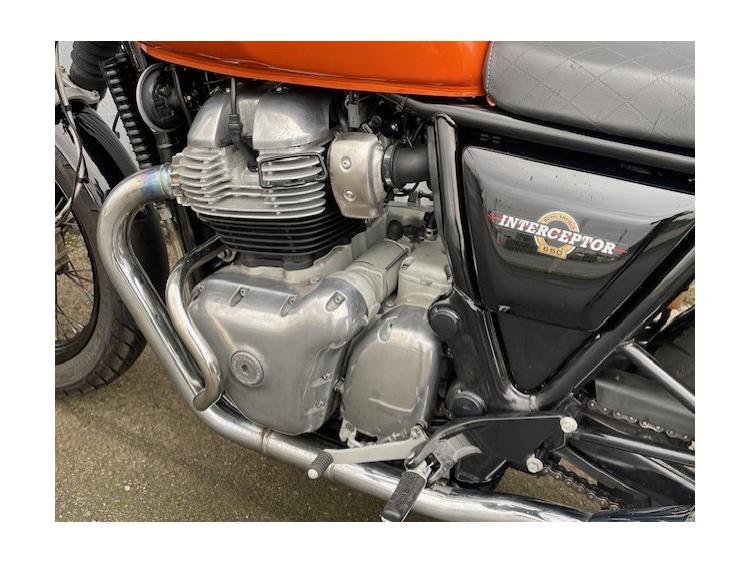 ROYAL ENFIELD INTERCEPTOR